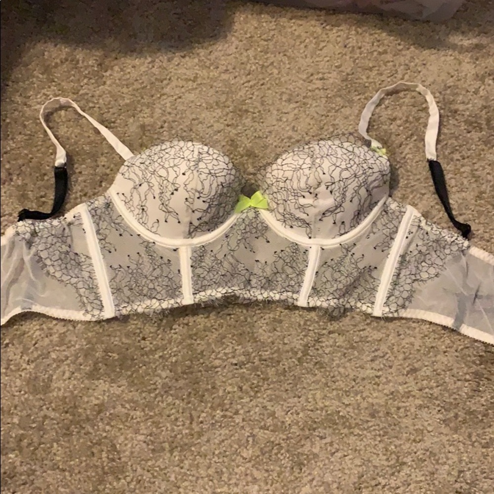 Victoria’s Secret Bra
